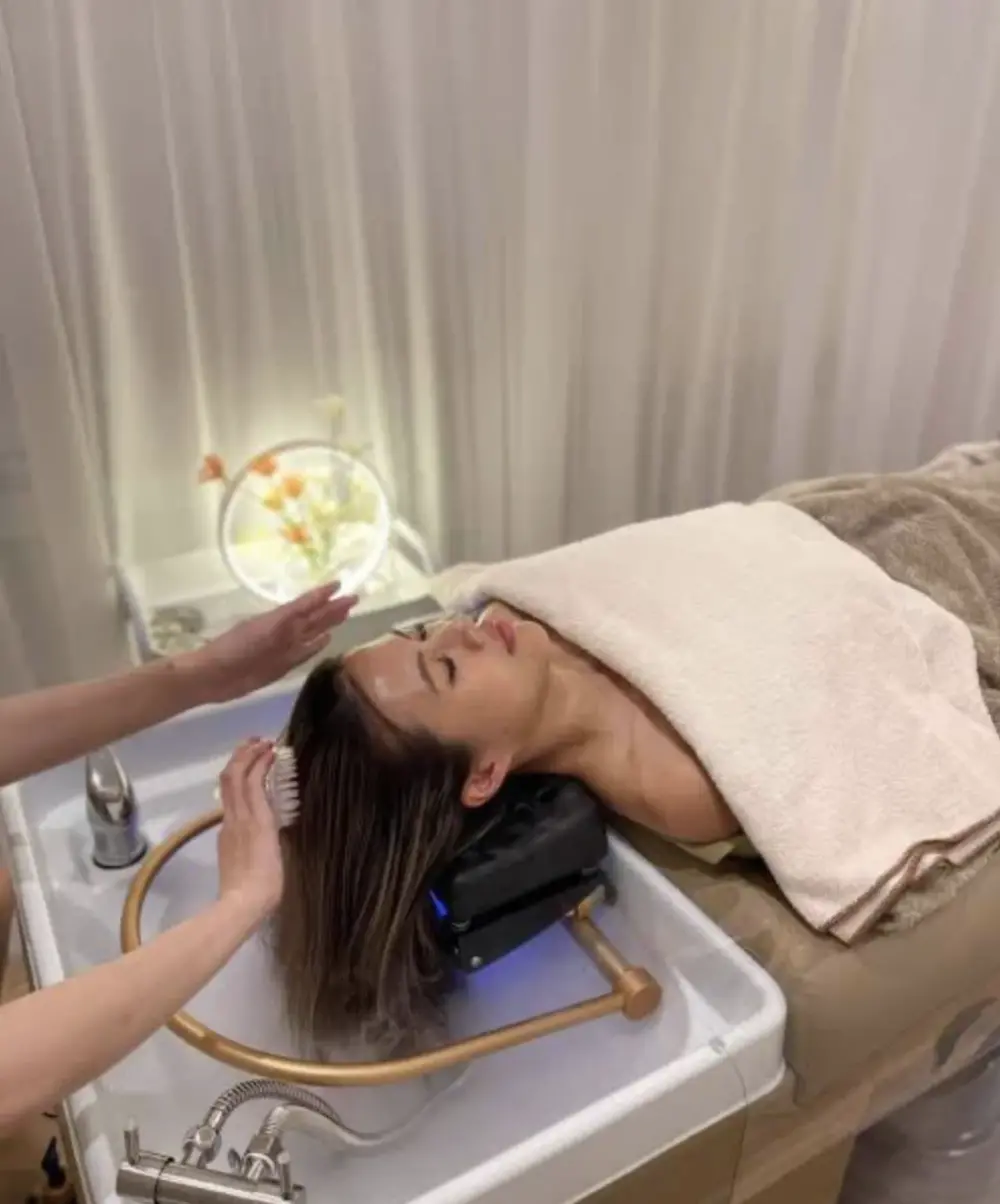 Head Spa - Waterfall Head Spa